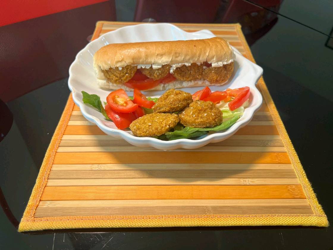 Foul sandwich + falafel