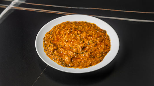 Purslane Rijal With Bread Plate